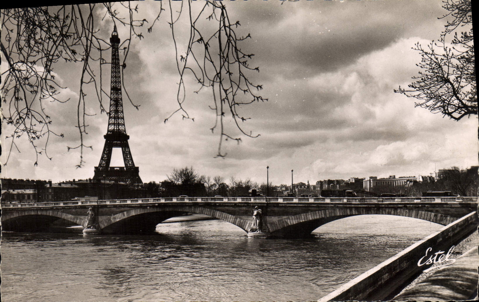 MODERN CARD Paris the Bridge De I' Alma And the Eiffel Tower