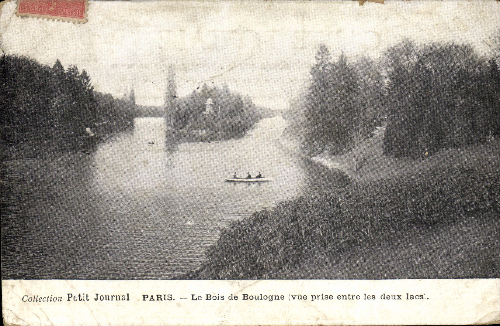 VINTAGE POSTCARD Paris the Bois de Boulogne Seen from between the two lakes