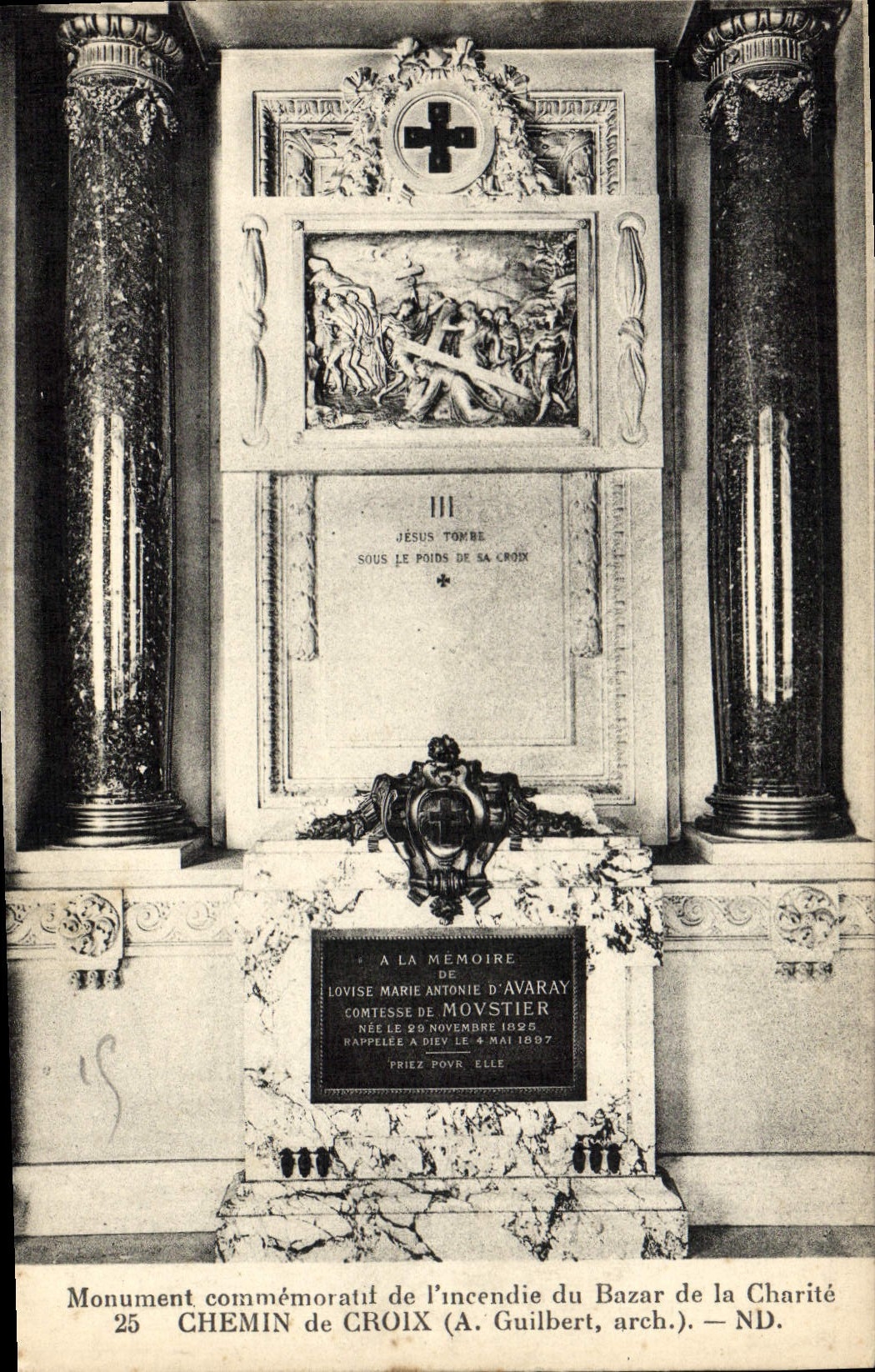 CPA Paris Monument commemoratif de l'incendie du Bazar de la Charite Chemin De Croix