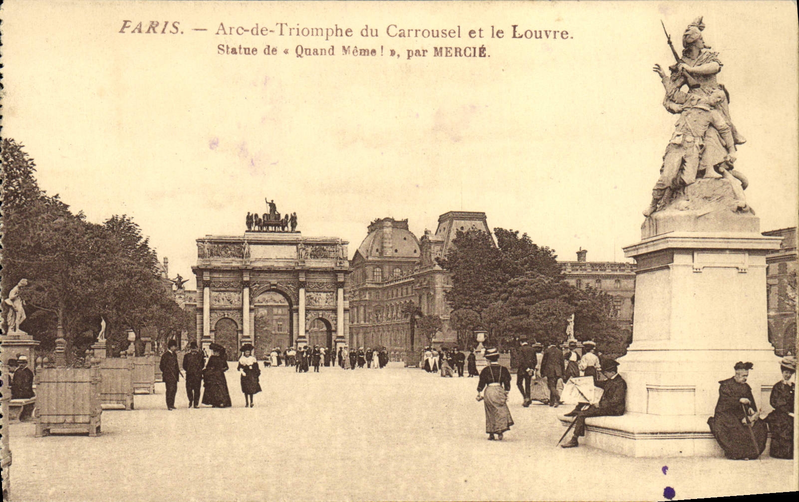 CPA Paris Arc de Triomphe du Carrousel et le Louvre Statue de Quand Meme par Mercie