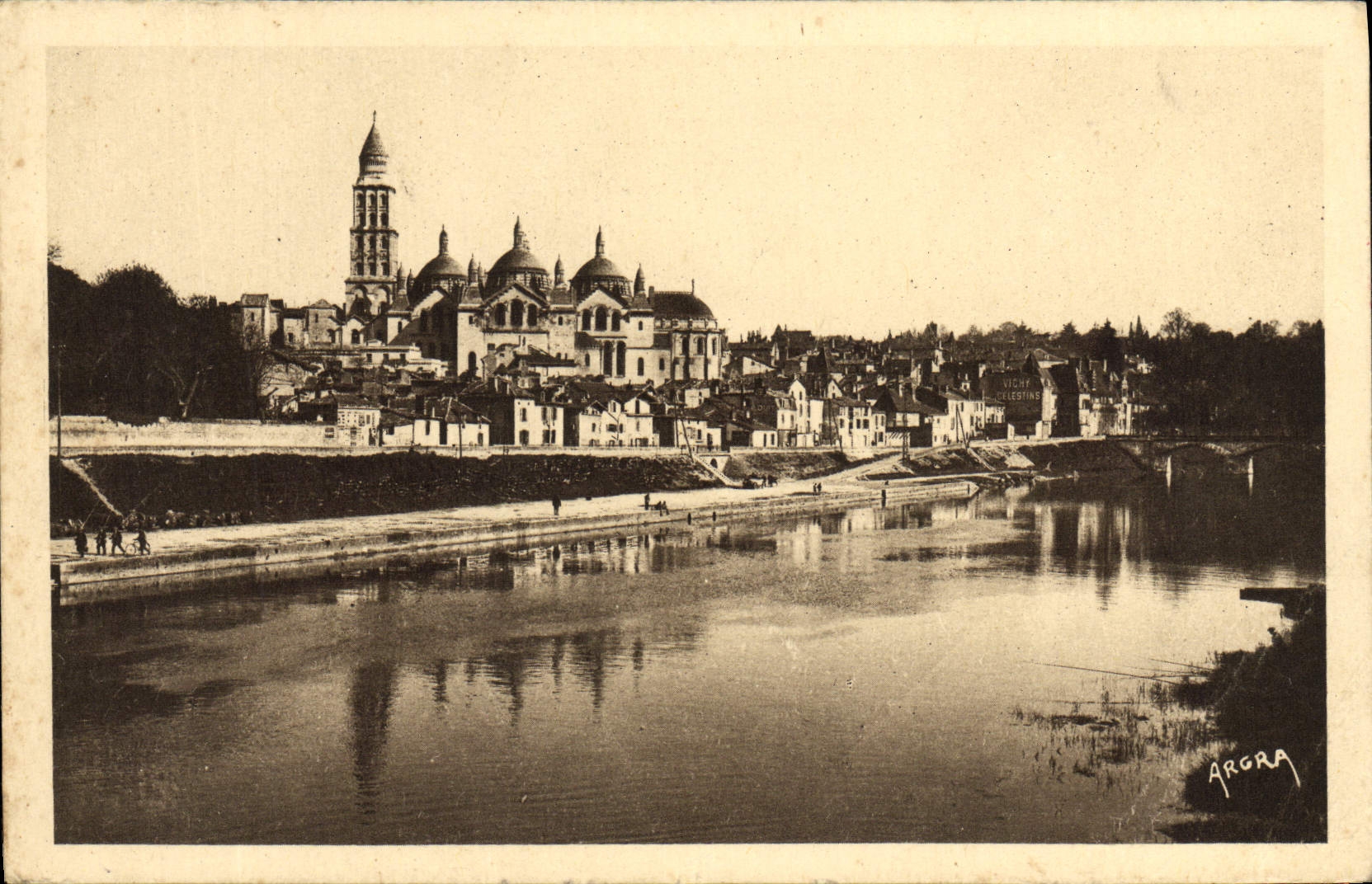 CPA Perigueux Cathedrale Saint Front