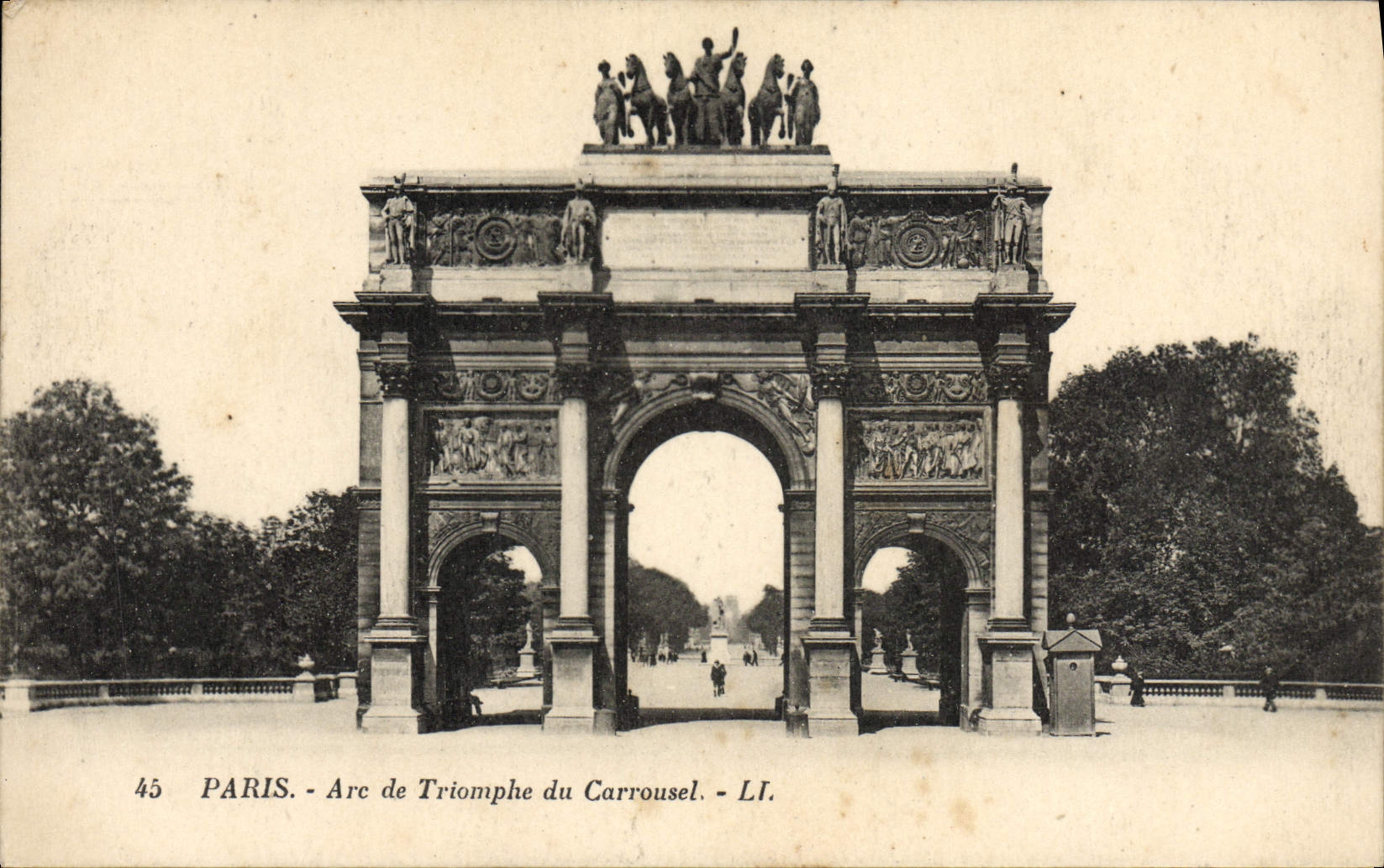 CPA Paris Arc de Triomphe du Carrousel