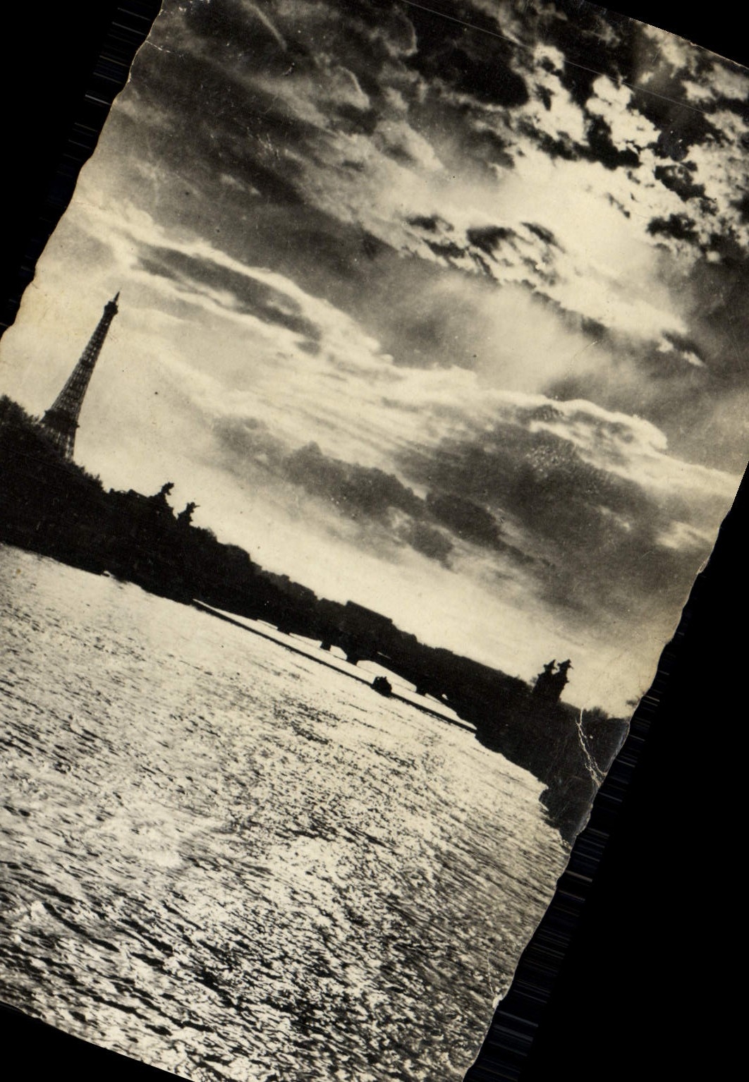 POSTAL MODERNA París y sus maravillas una puesta del sol en el Seine