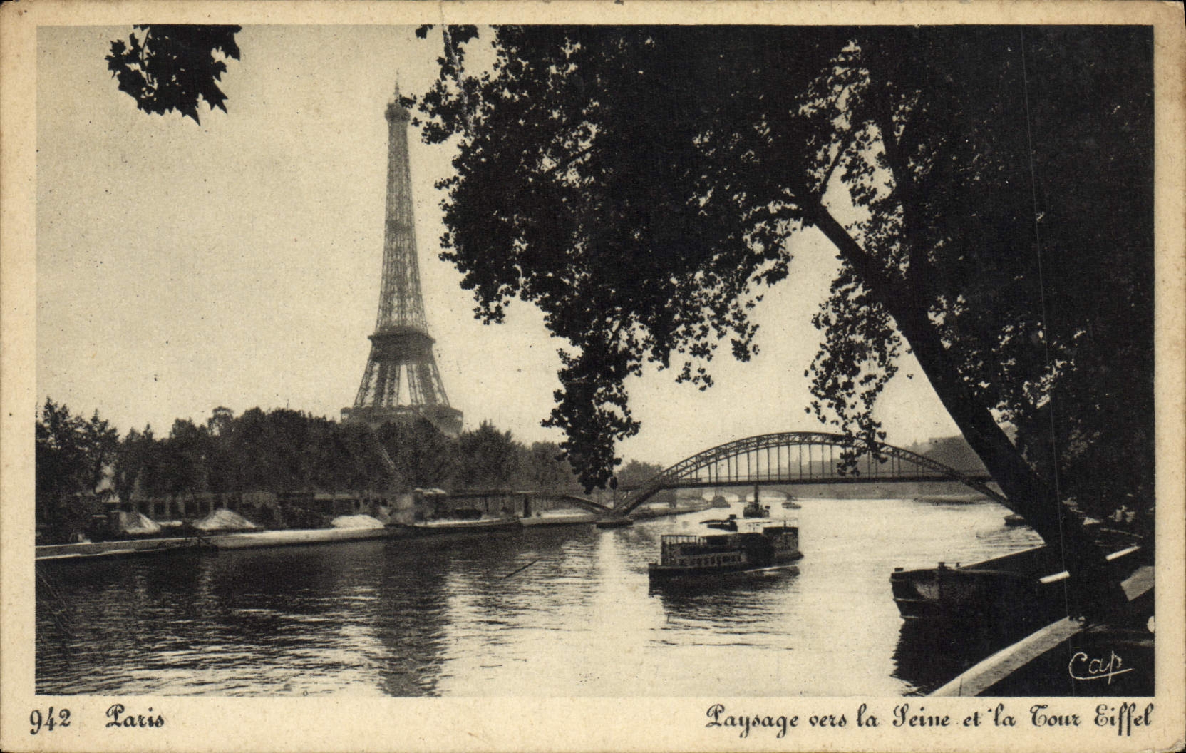 VINTAGE POSTCARD Paris And Its Wonders Landscape towards the Seine and the Eiffel Tower