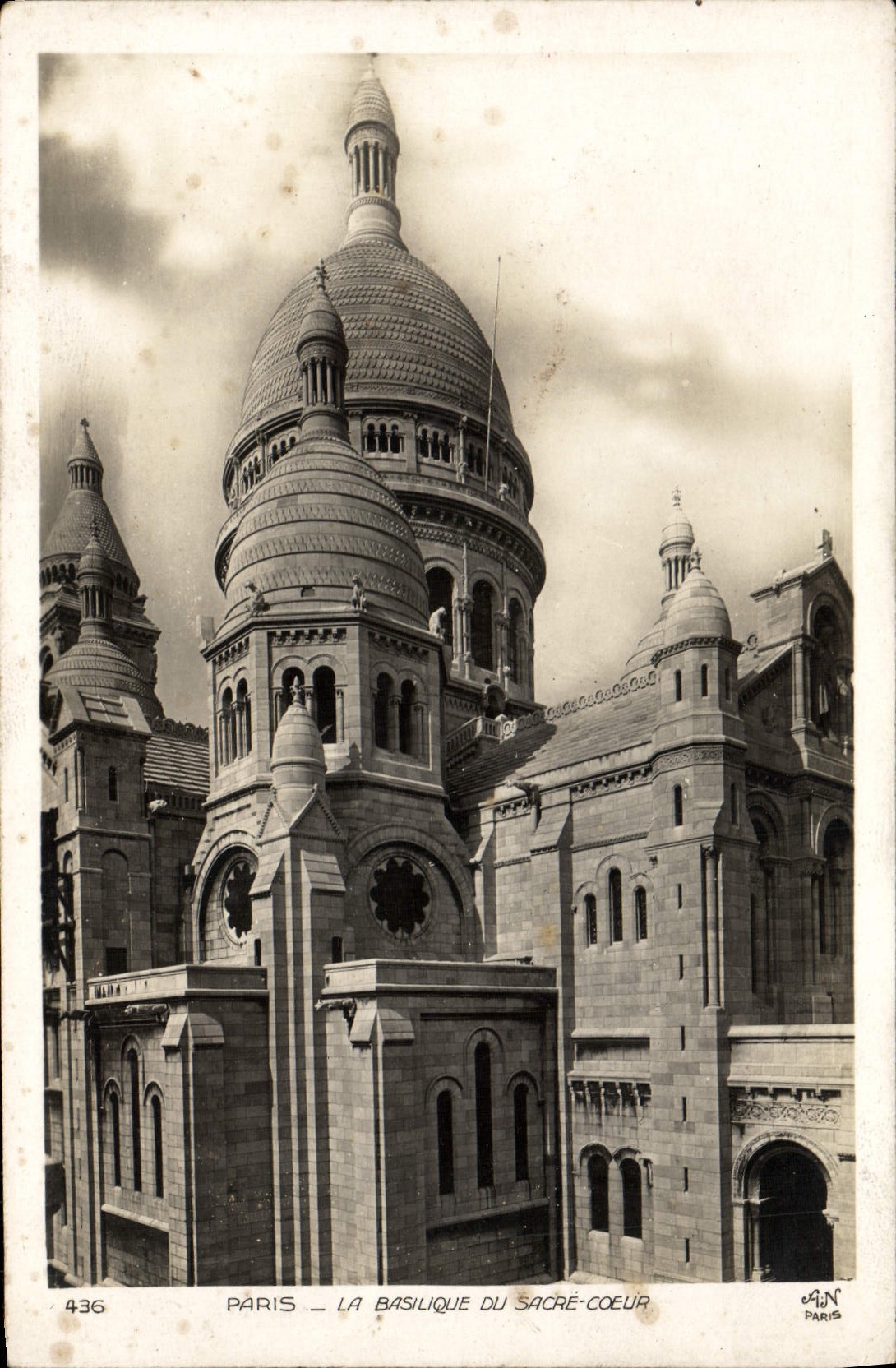 CPA Paris La basilique du Sacre Coeur