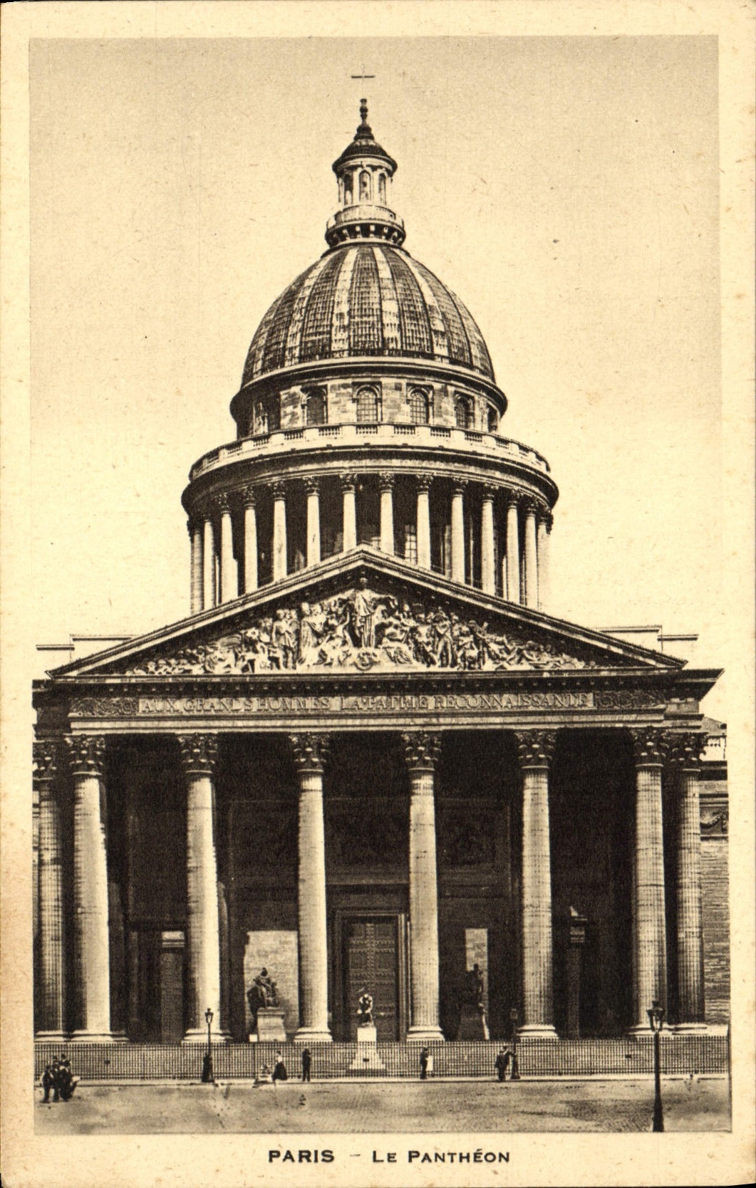 CPA Paris Le Pantheon