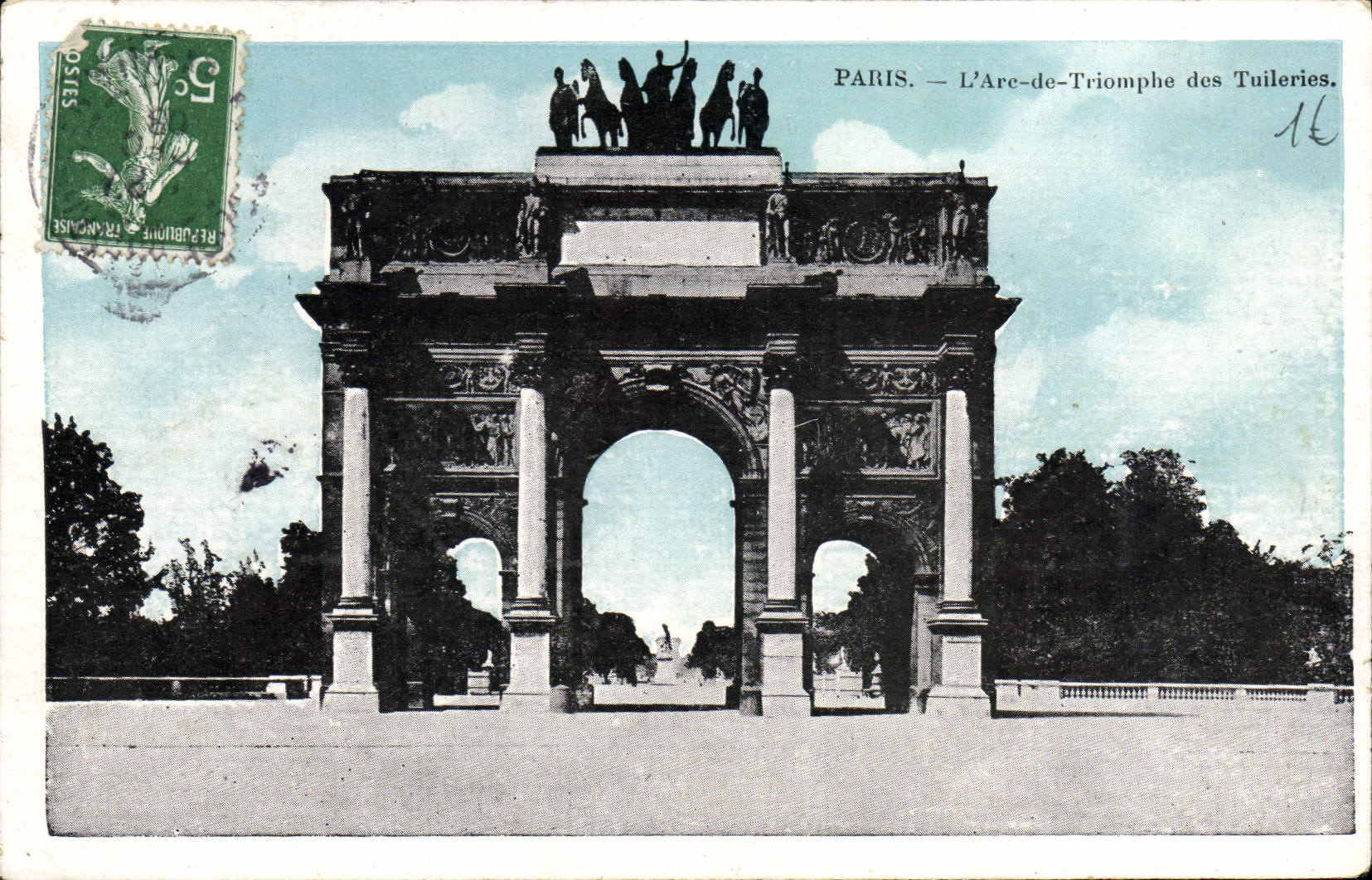 CPA Paris L'Arc de Triomphe des Tuileries 