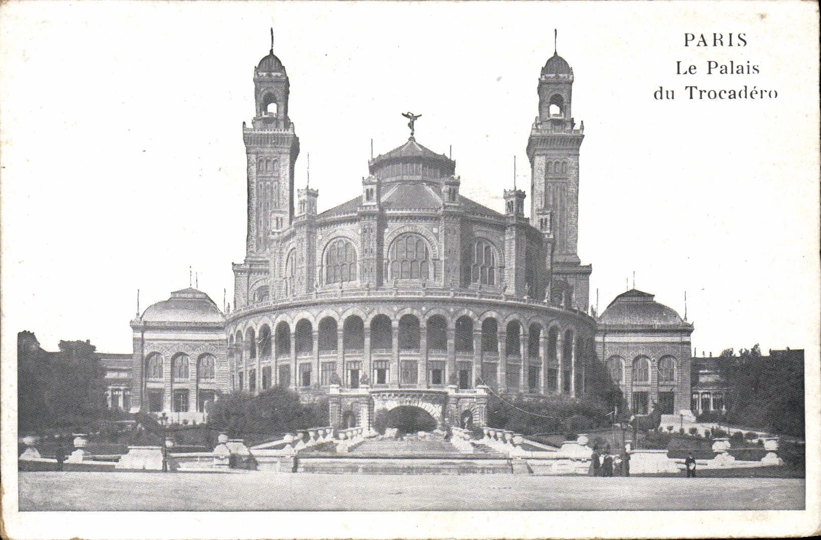 CPA Paris Le Palais du Trocadero