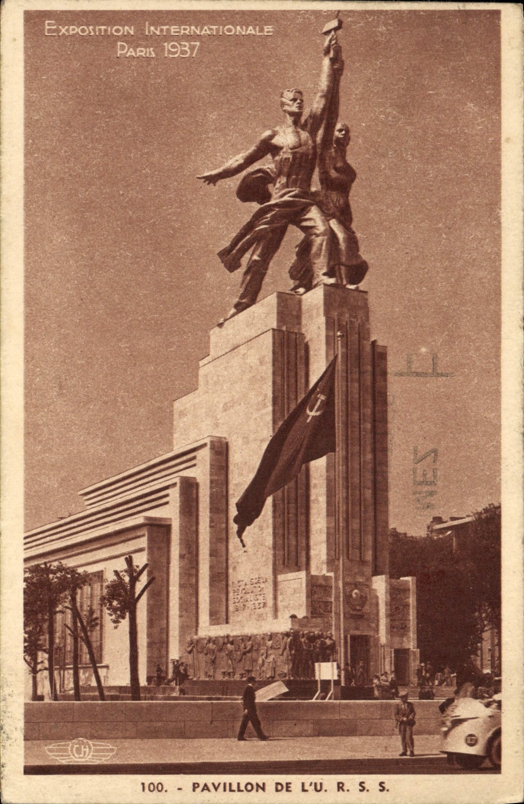 CPA Exposition Internationale Paris Pavillon de l'URSS Russie Russia Paris