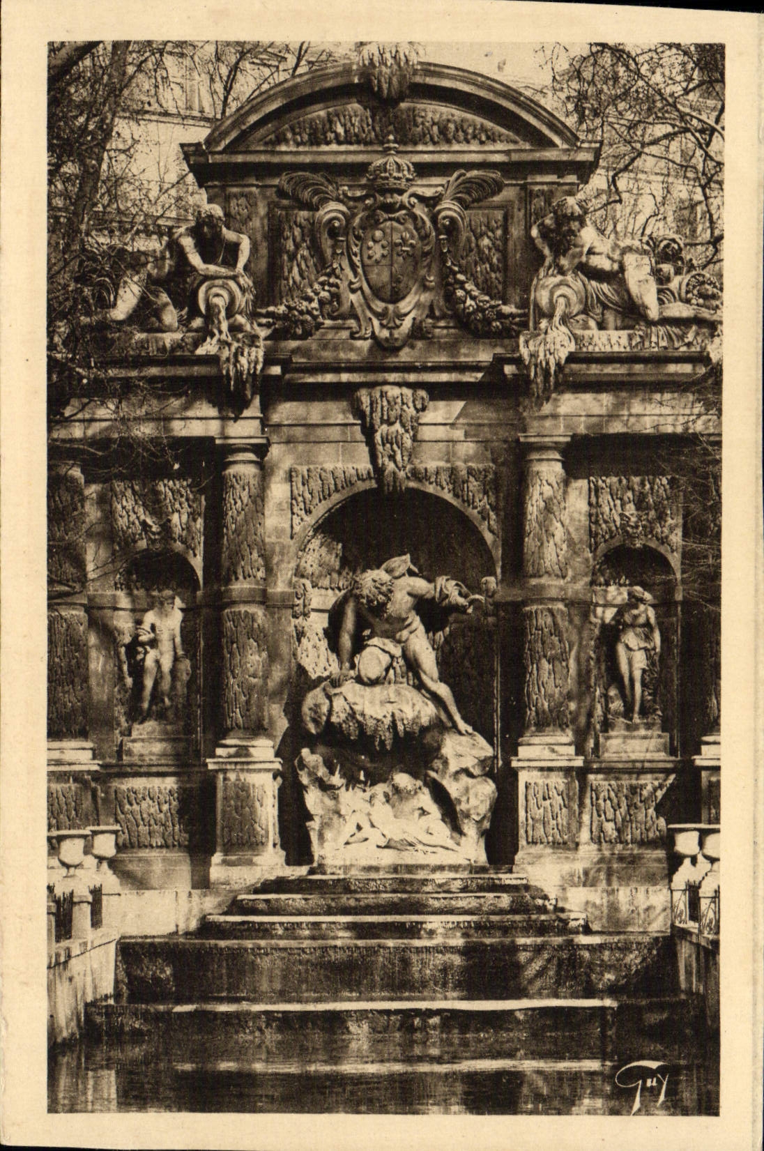 CPA Paris Le Luxembourg Fontaine de Medicis