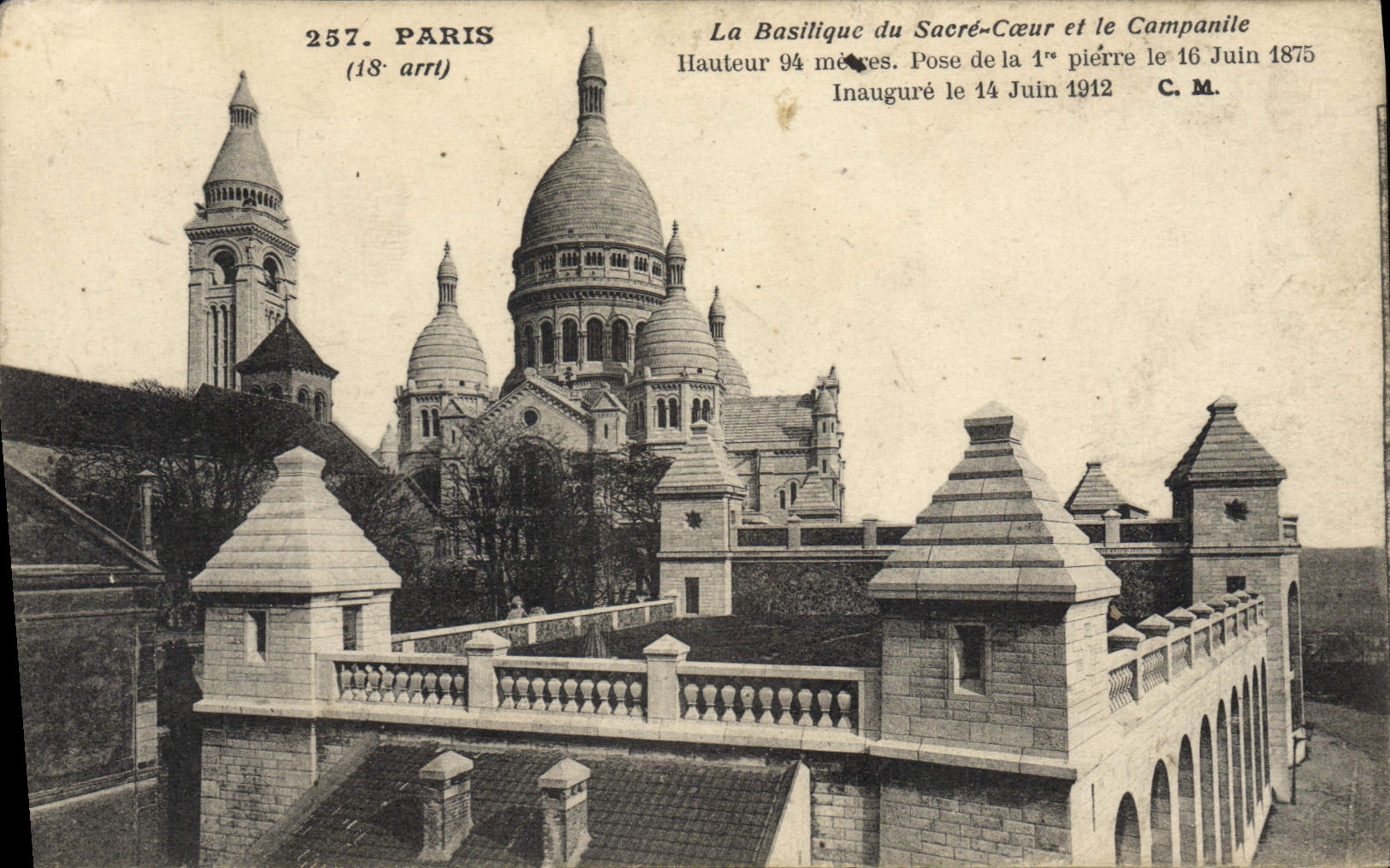 VINTAGE POSTCARD Paris the Basilica of Scare Heart and the Bell-tower