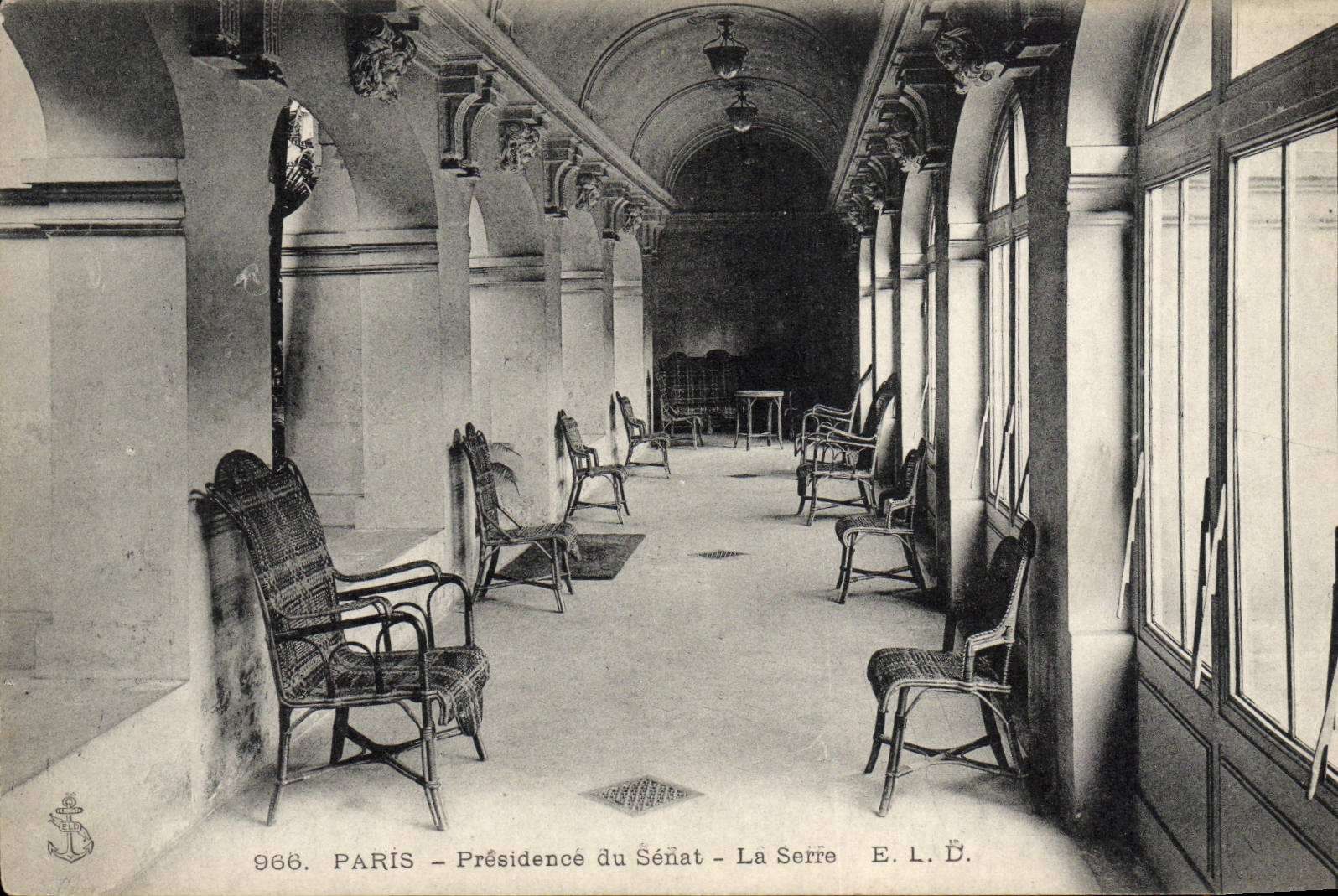 CPA Paris Presidence du Senat La Serre 