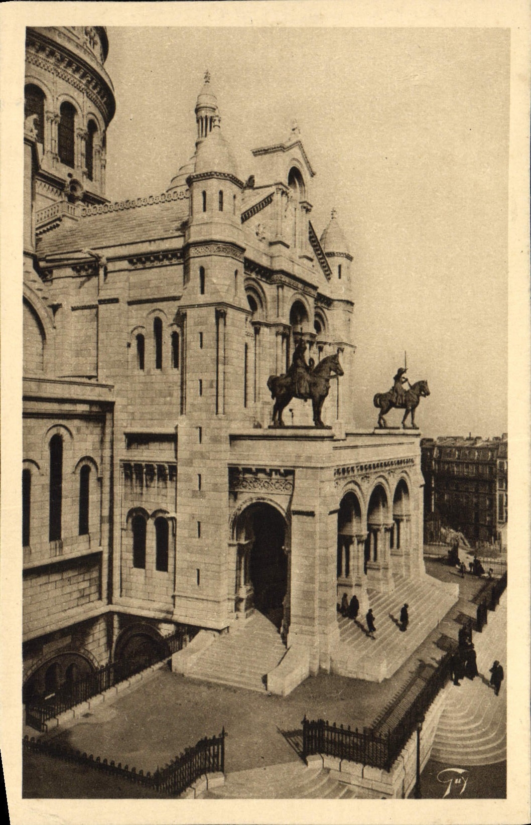 CPA Paris Montmartre Le Sacre Coeur 