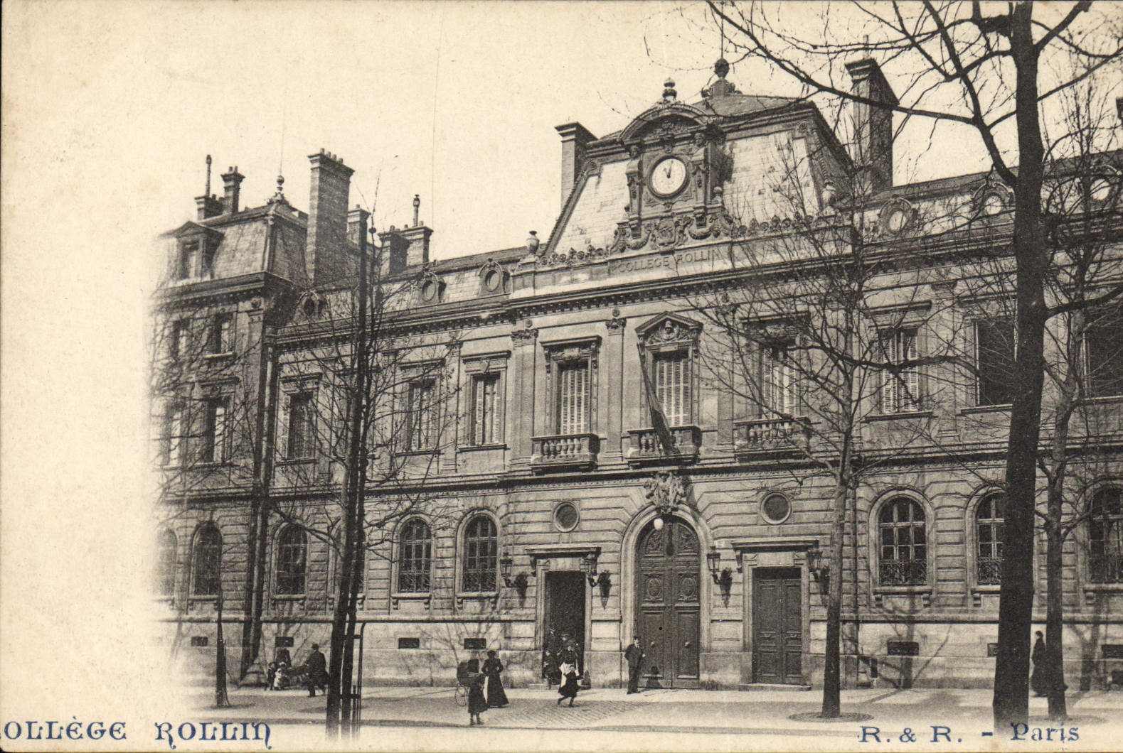 VINTAGE POSTCARD Paris Rollin College