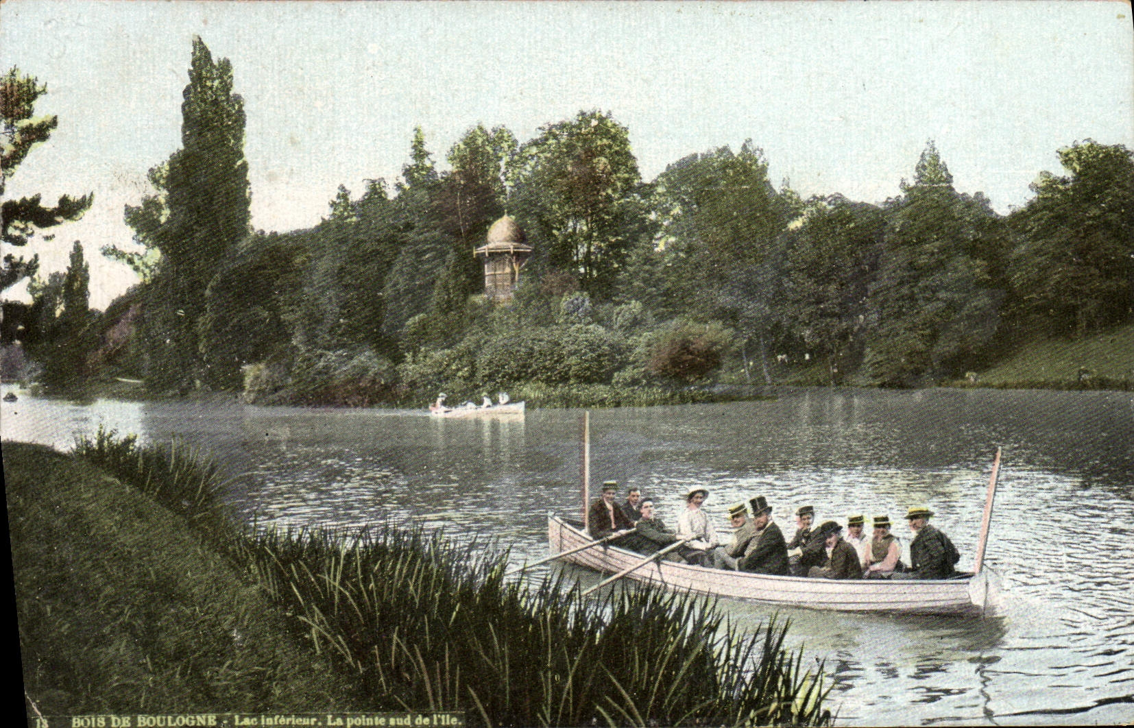 VINTAGE POSTCARD Bois de Boulogne lower Lake the southern point of the island