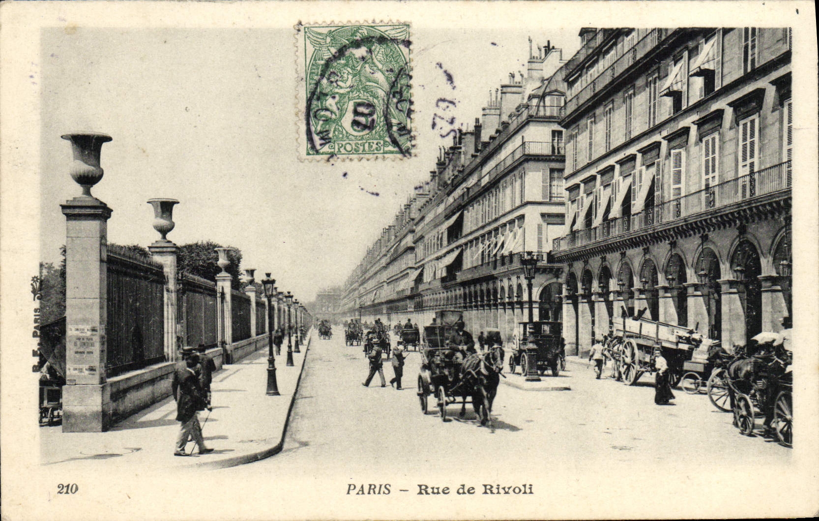 VINTAGE POSTCARD Paris Street De Rivoli