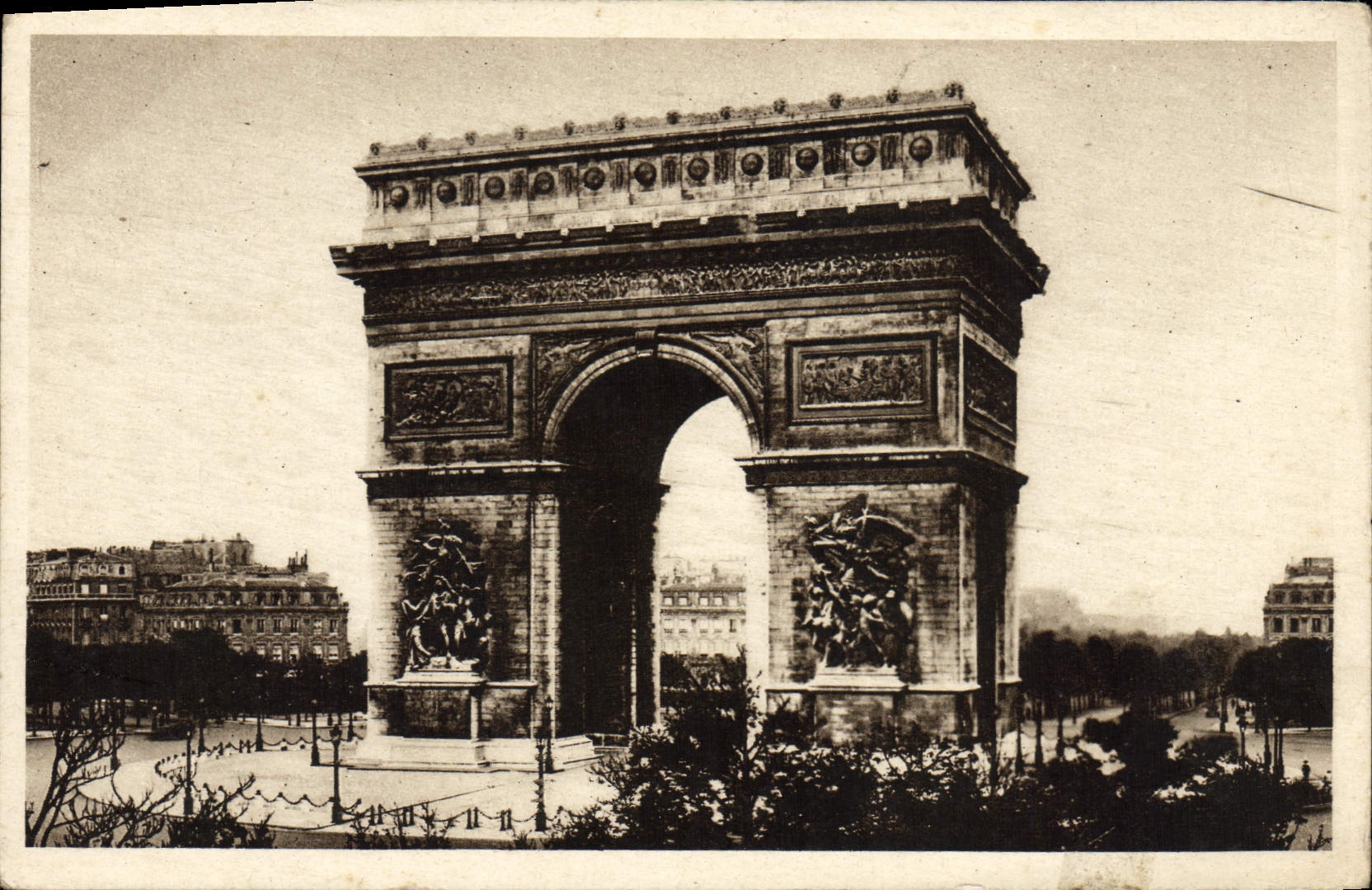 CPA Paris L'Arc De Triomphe Place De I'Etoile