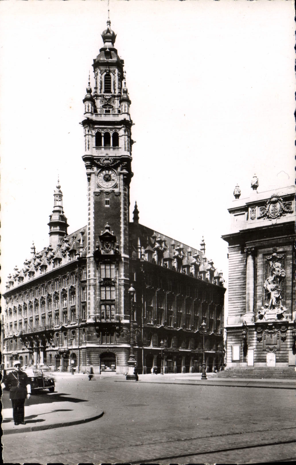 MODERN CARD Lille the New Stock Exchange