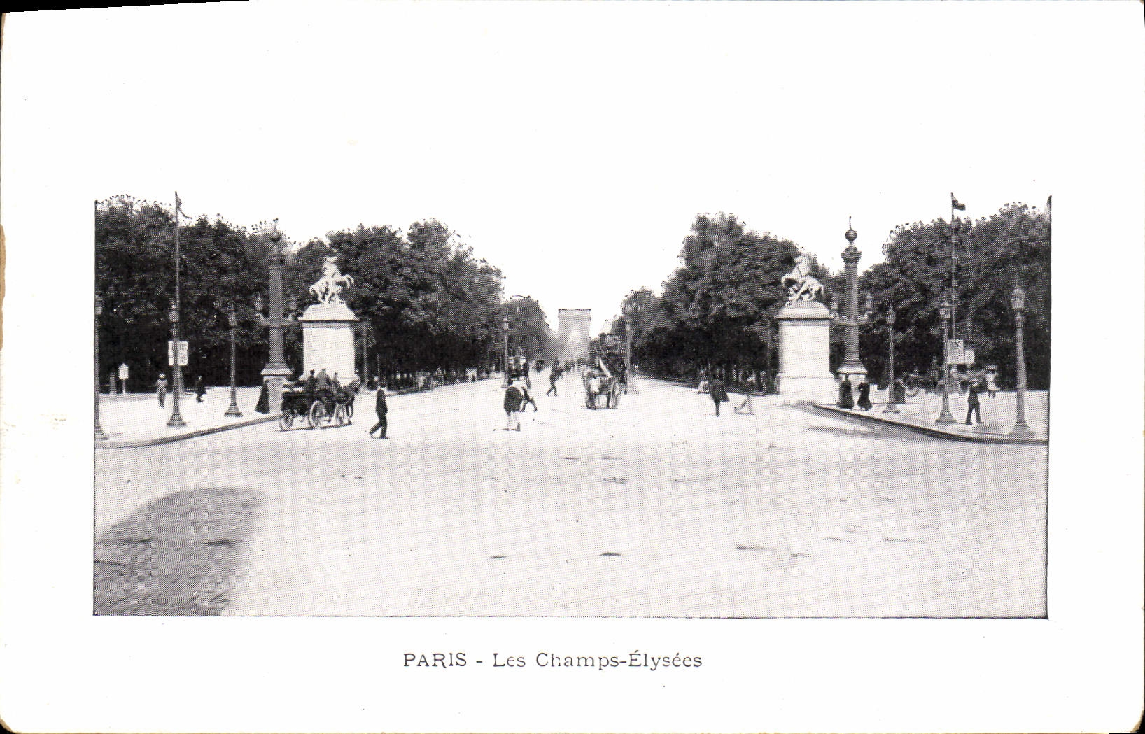 CPA Paris Les Champs Elysees