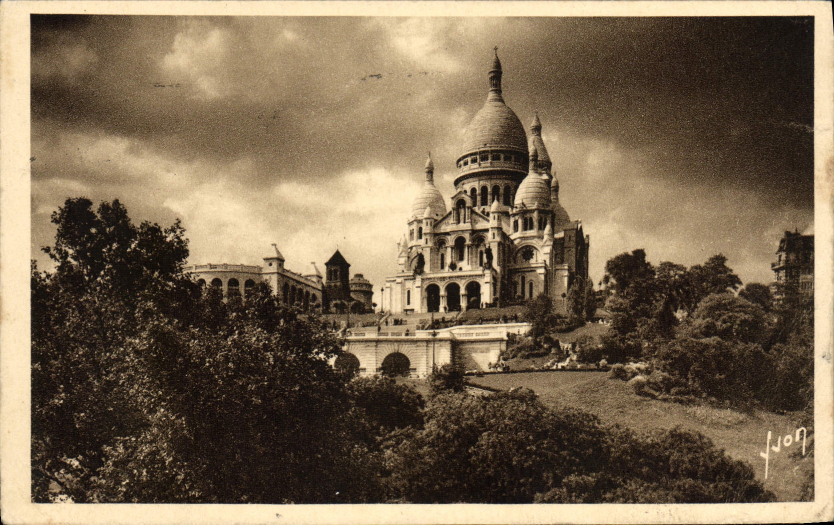 CPA Paris Basilique Du Sacre Coeur De Montmartre