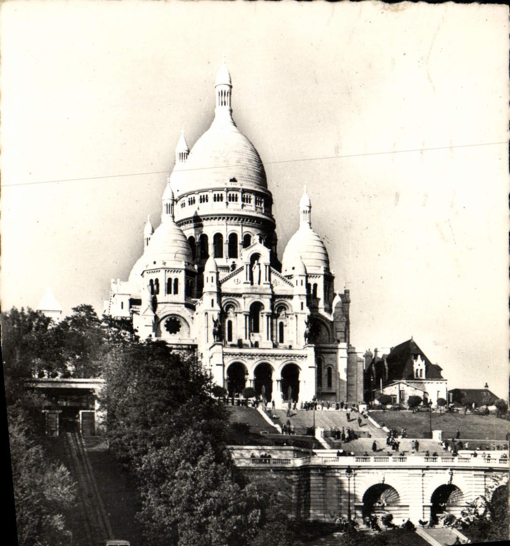 CPM Paris Le Sacre Coeur