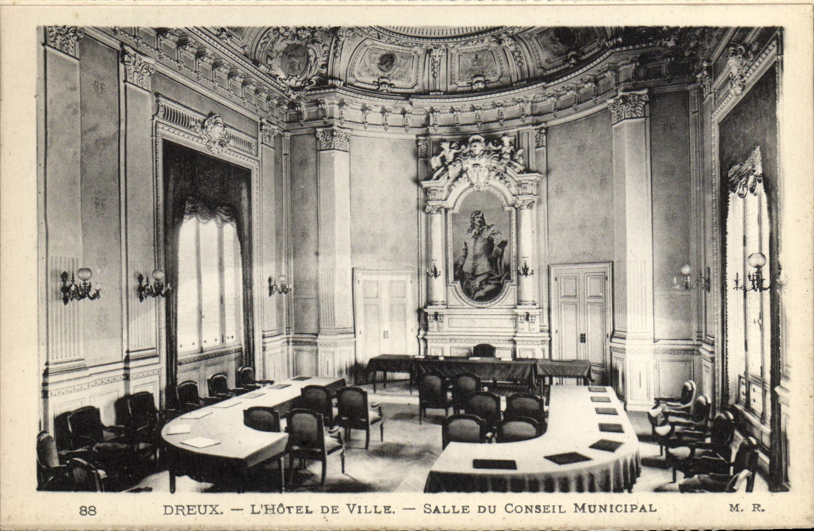 CPA Dreux L'Hotel De Ville Salle Du Conseil Municipal