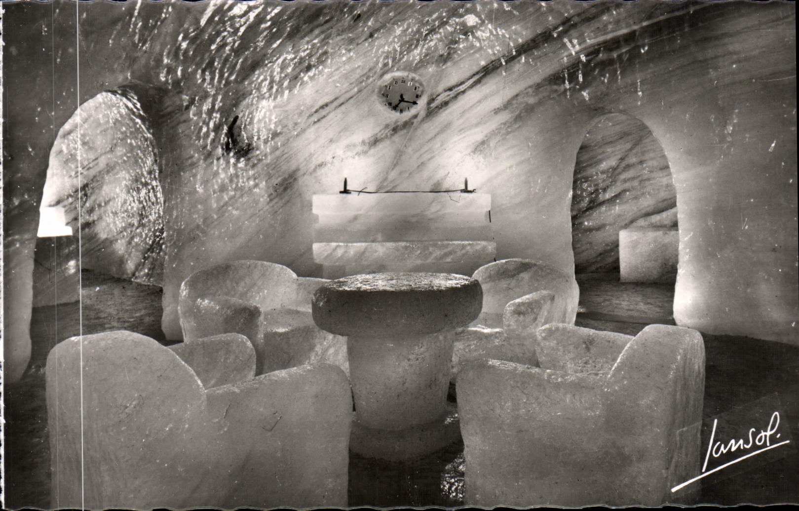 POSTAL MODERNA el comedor de Chamonix Montenvers tiene la cueva del mar del hielo
