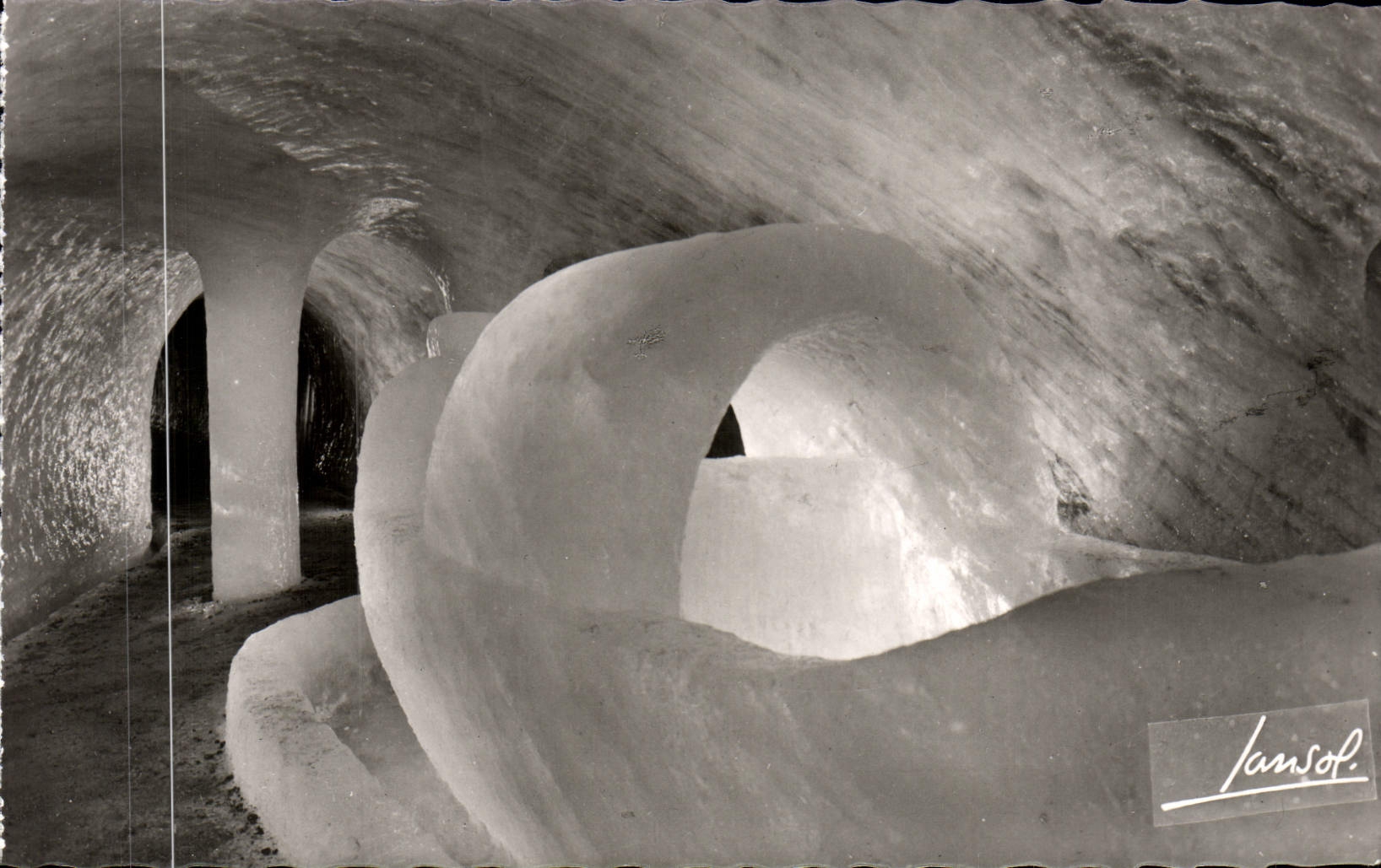 POSTAL MODERNA Chamonix Montenvers tiene la cueva del mar del hielo el gondole