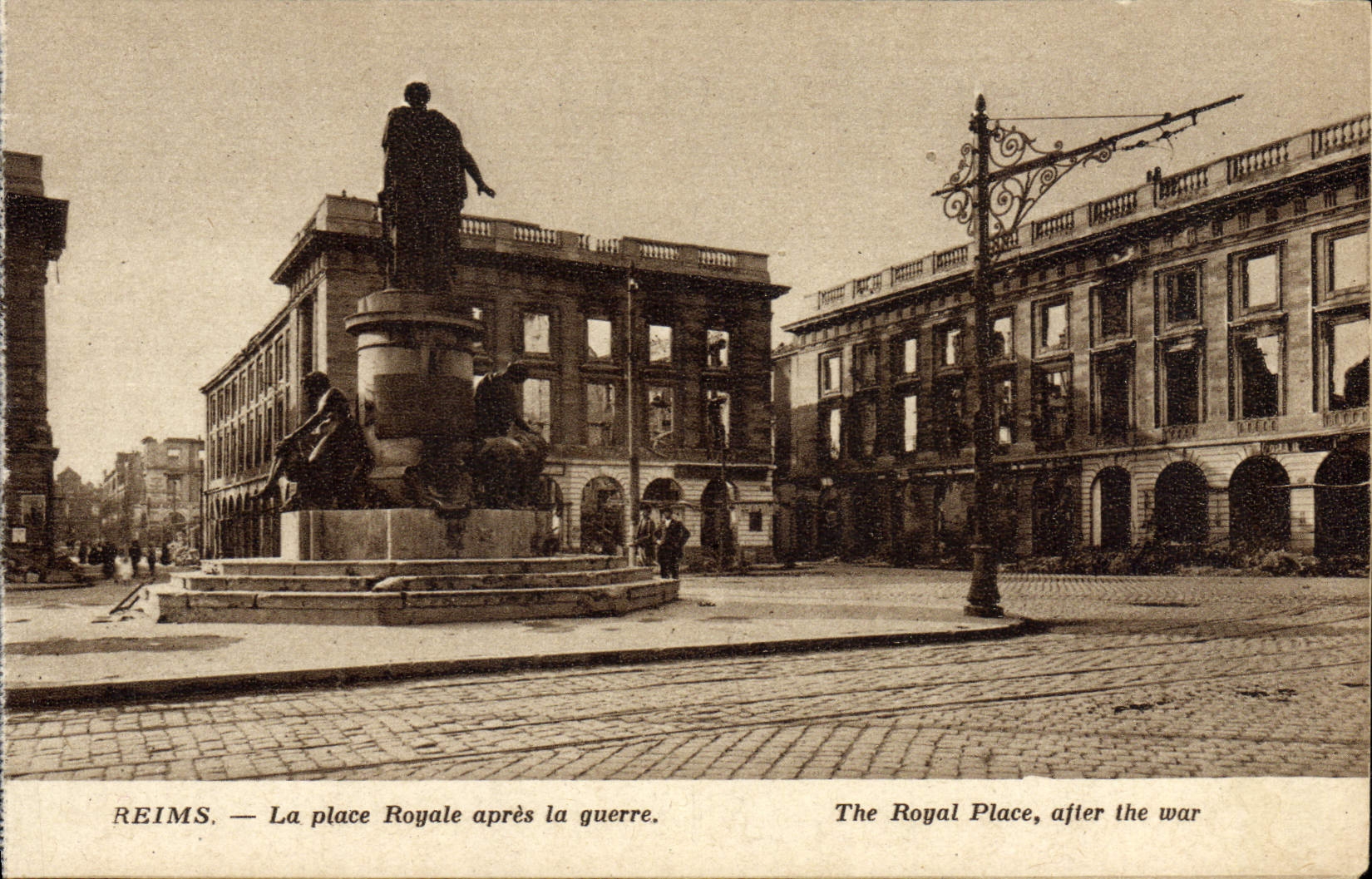 VINTAGE POSTCARD Rheims the Royal Place After the Militaria War