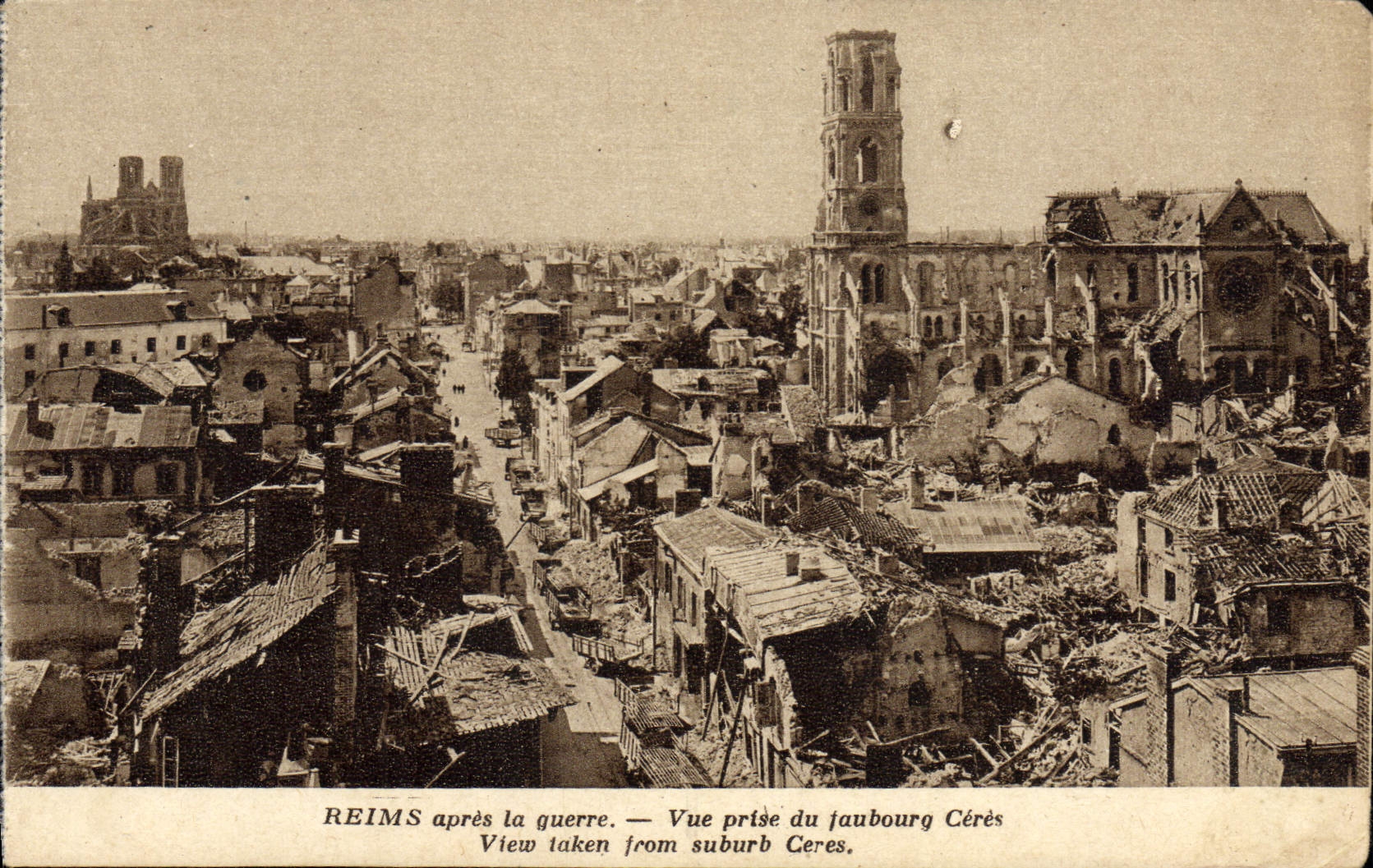 CPA Reims Apres La Guerre Vue Prise Du Faubourg Ceres Militaria