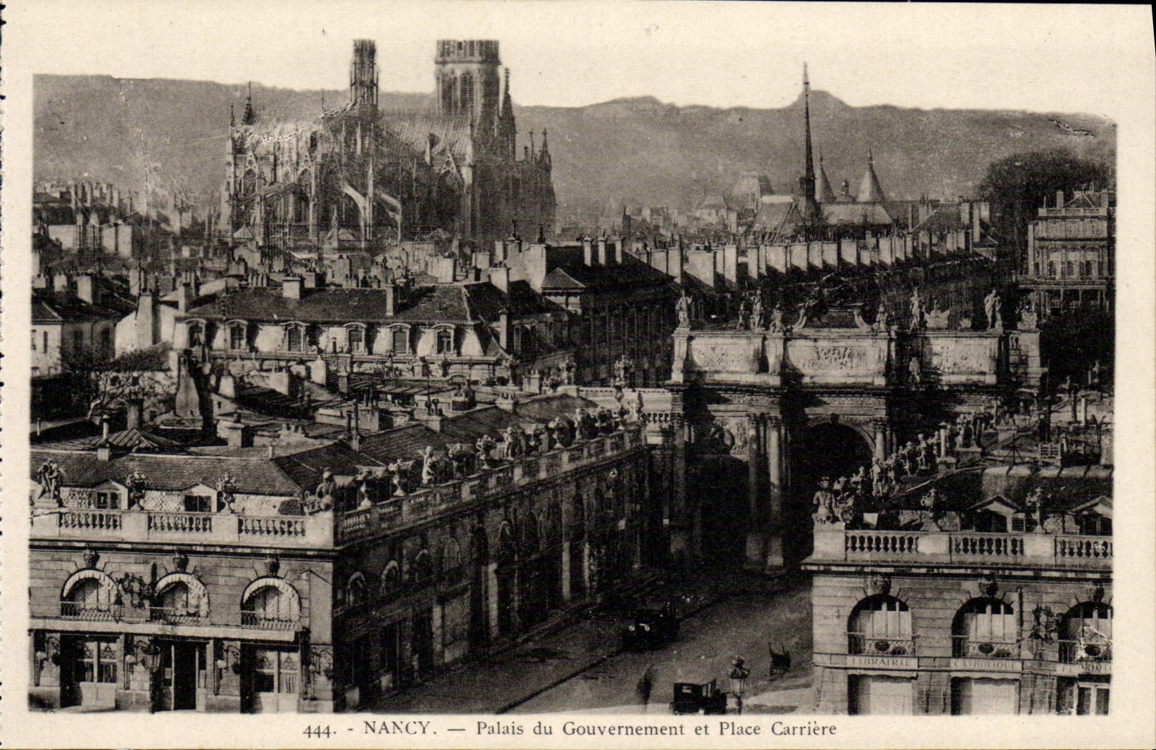 CPA Nancy Palais Du Gouvernement Et Place Carriere