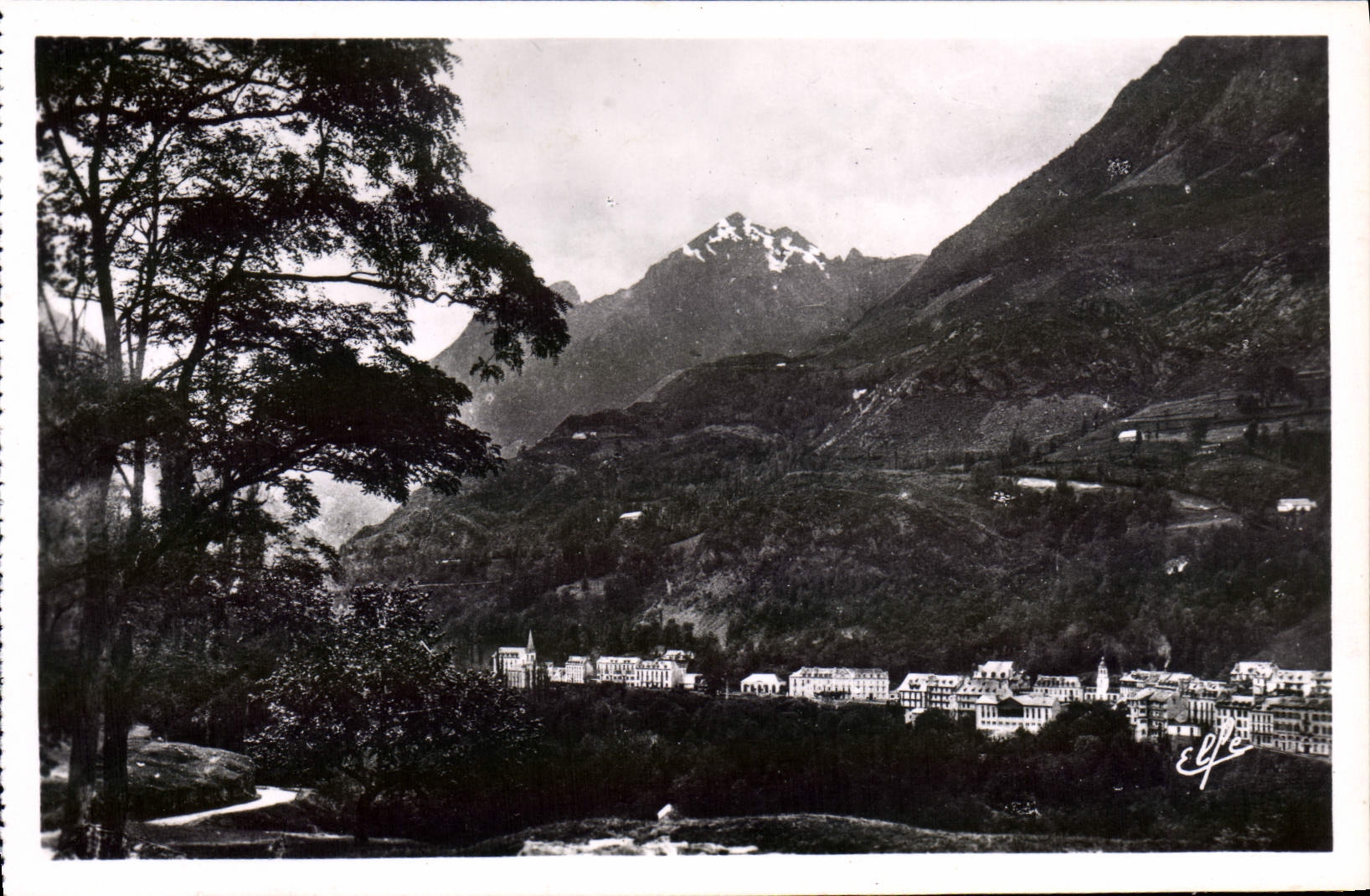 CPA Saint Sauveur Vue Generale