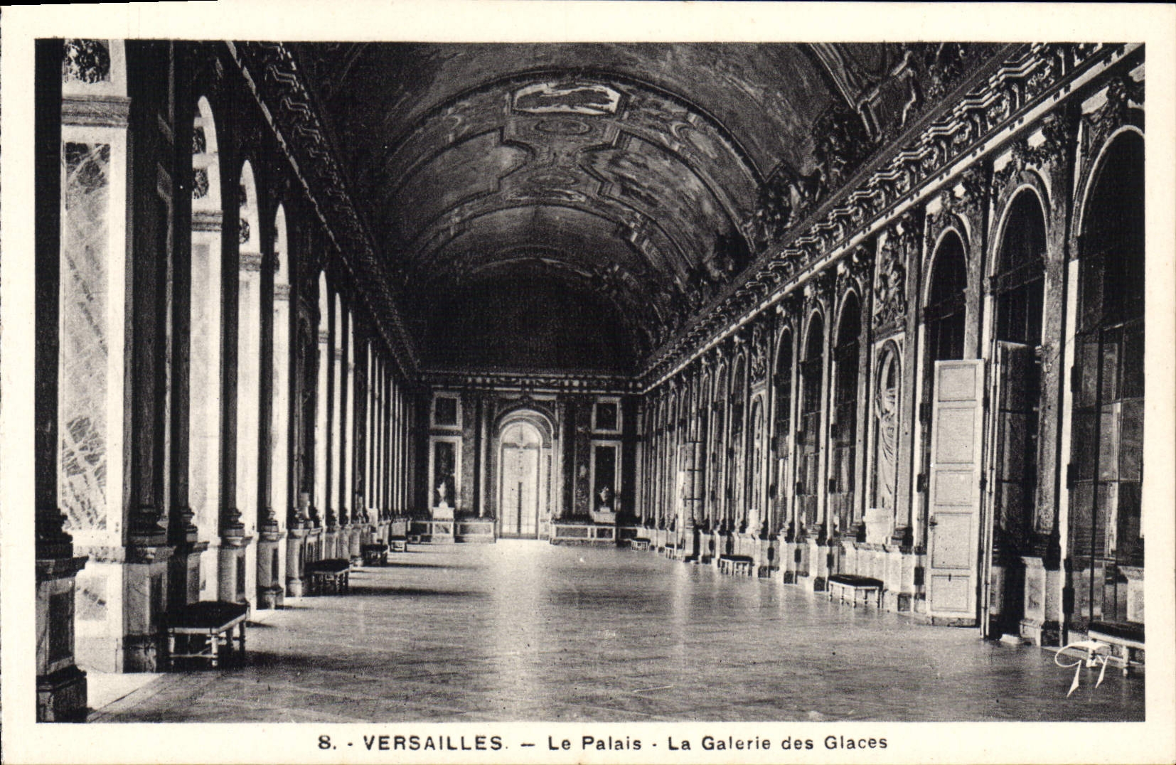 CPA Versailles Le Palais La Galerie Des Glaces