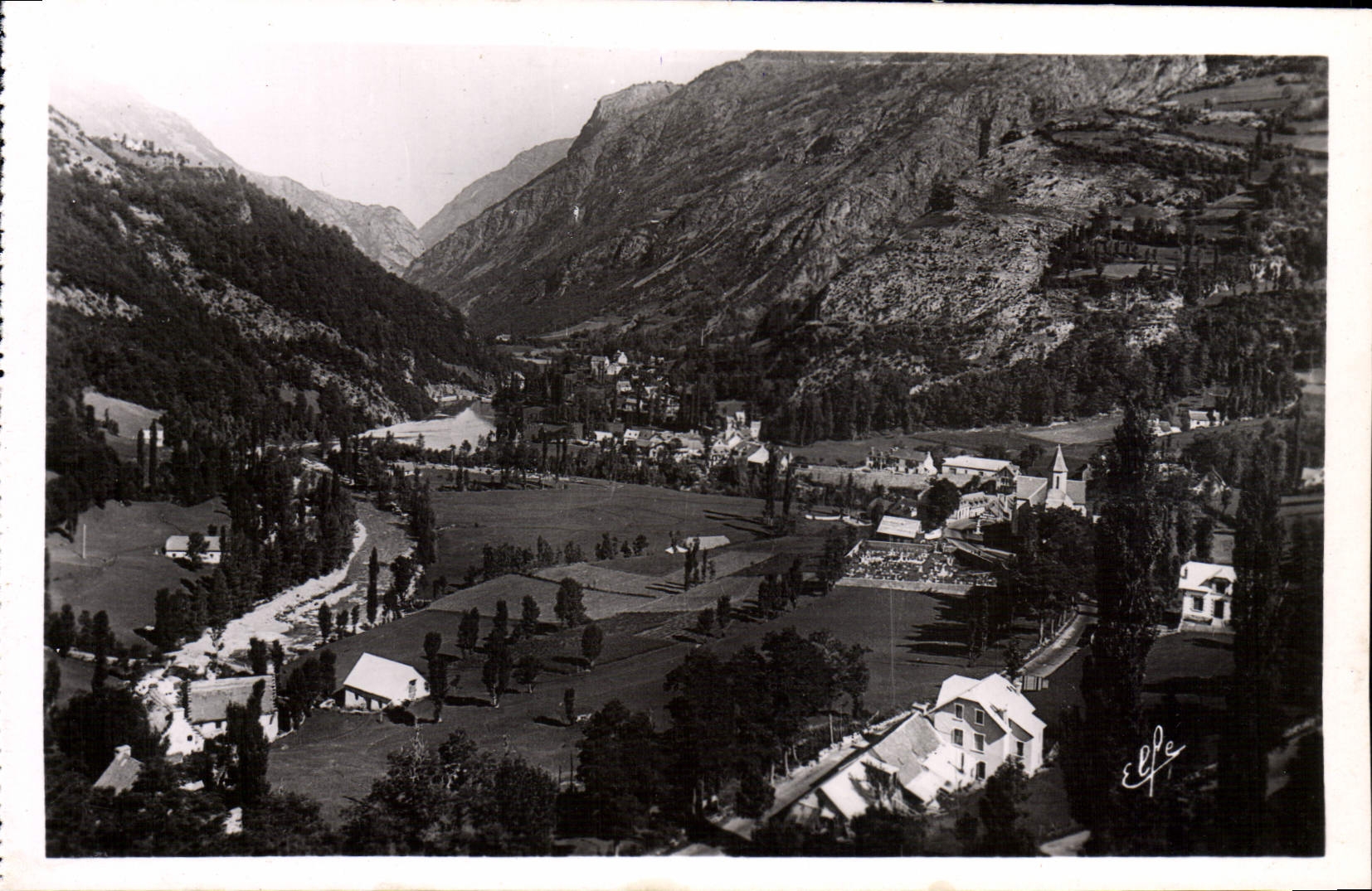 VINTAGE POSTCARD Valle De Gedre the Village And Gave De Gavarnie
