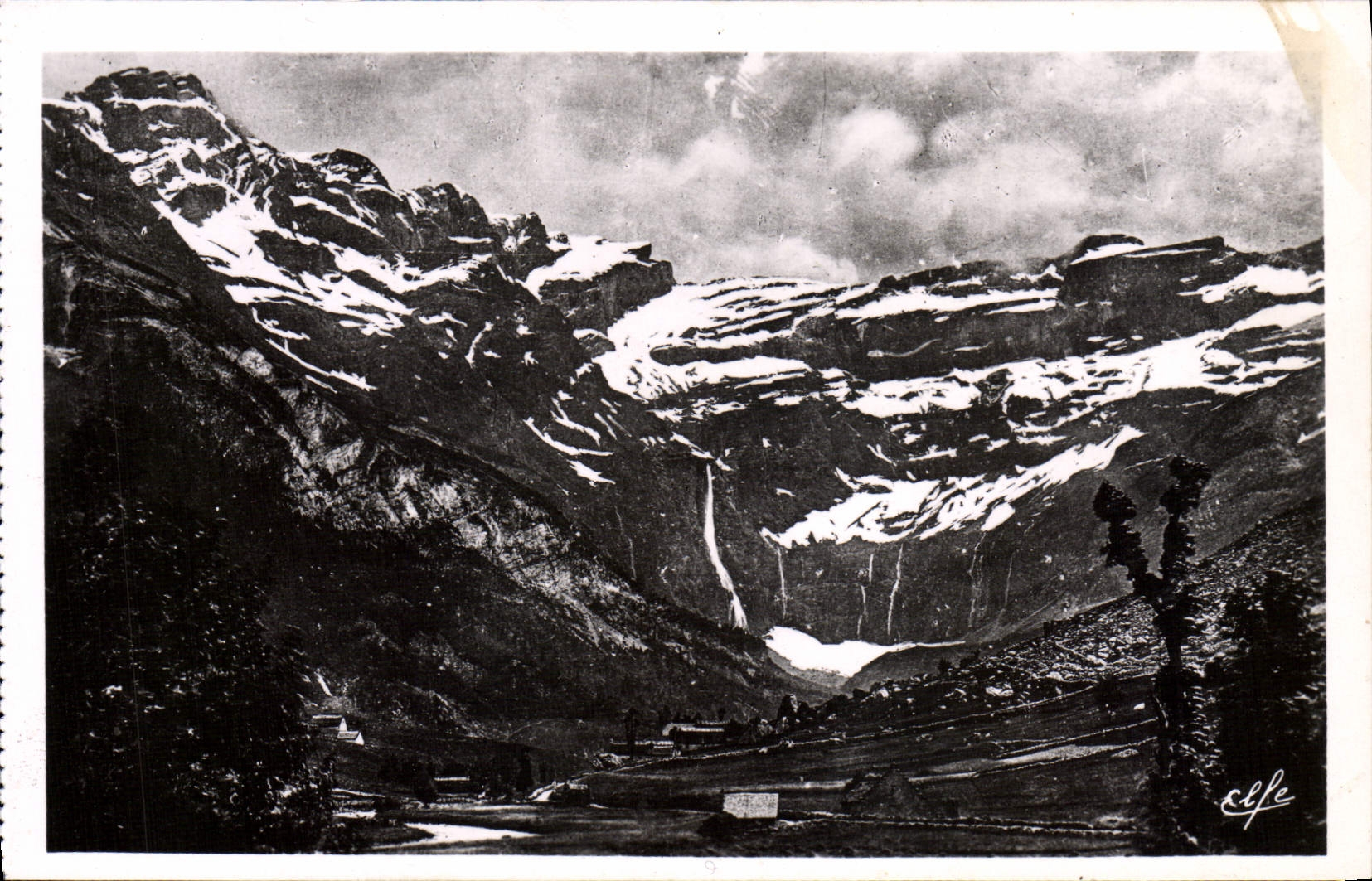 CPA Gavarnie le cirque Vue d'ensemble