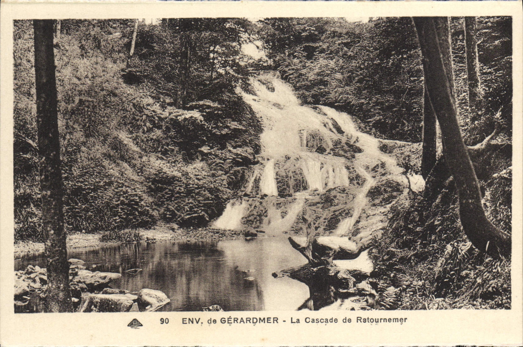 VINTAGE POSTCARD Gerardmer the cascade of Retournemer