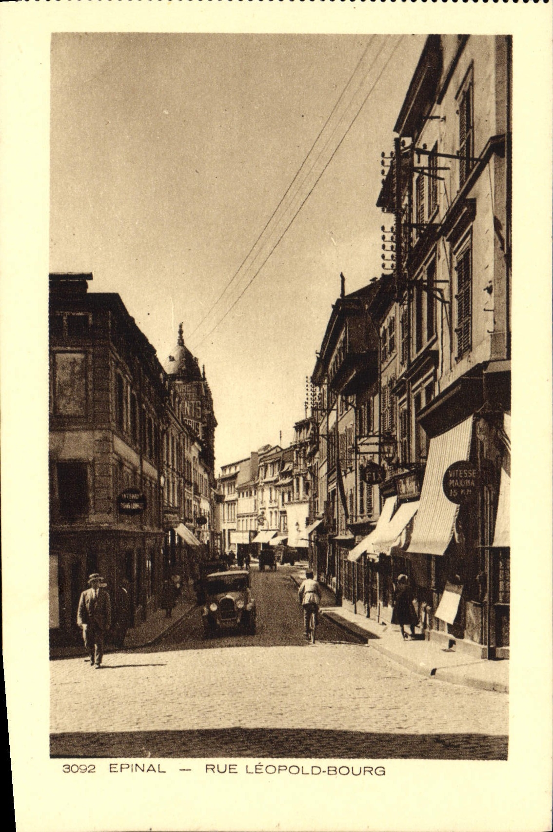 Ciudad de Leopold del automóvil de la calle de Epinal de la POSTAL de la VENDIMIA