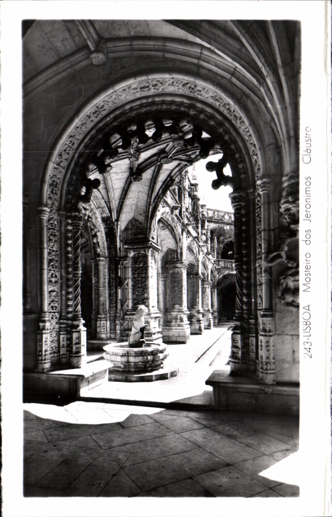 CPA Lisboa Masteiro des Jeronimos Claustro