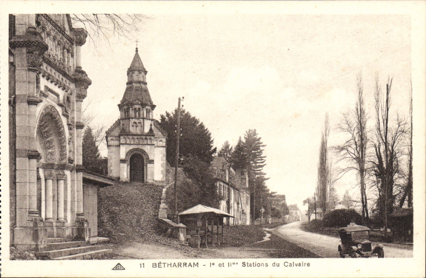 VINTAGE POSTCARD Betharram 1 and 2nd stations of the Automobile martyrdom