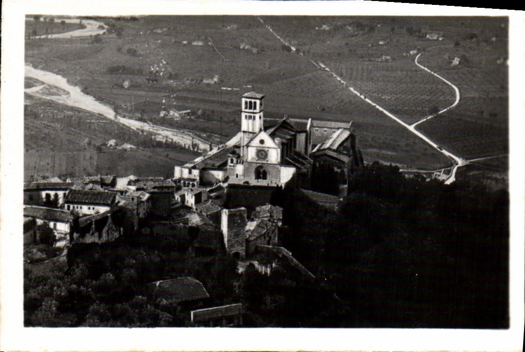 MODERN CARD Assisi Basilica di Francesco Paved Rocca