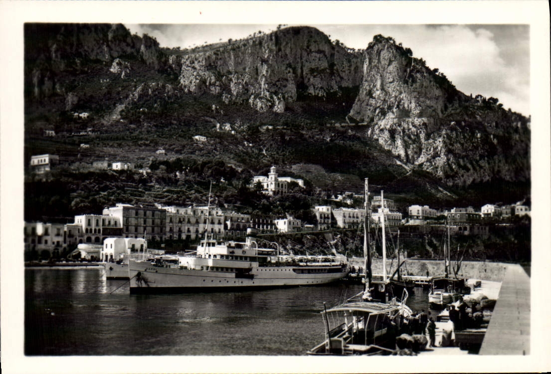 CPM Capri Penonime de la Marina Grande