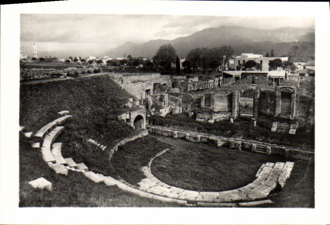 MODERN CARD Pompei Teatro tragico