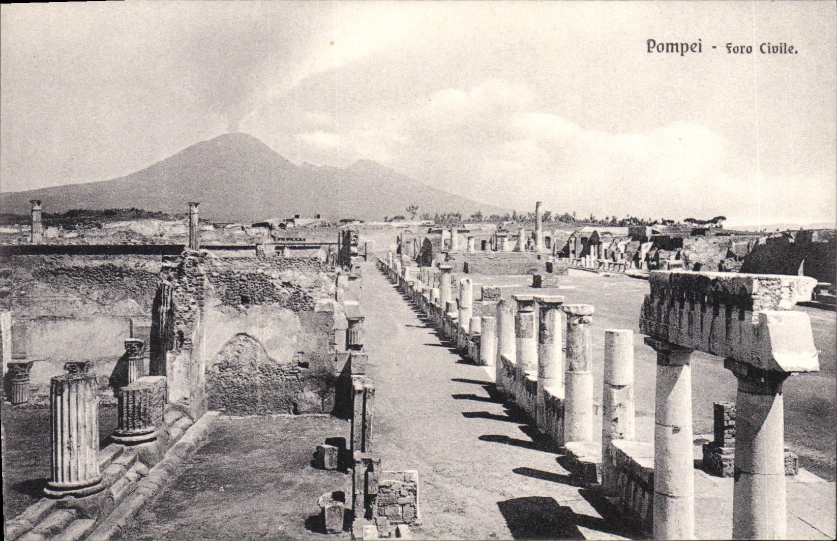 VINTAGE POSTCARD Pompei foro Civil