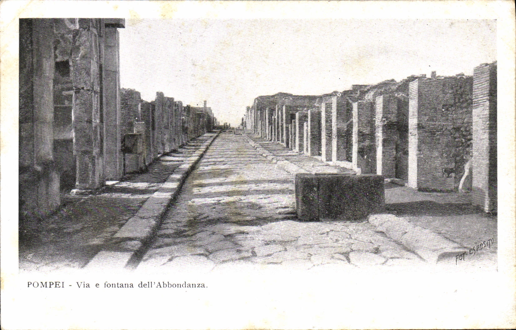 VINTAGE POSTCARD Pompei Via E fontana LED A' bbondauza