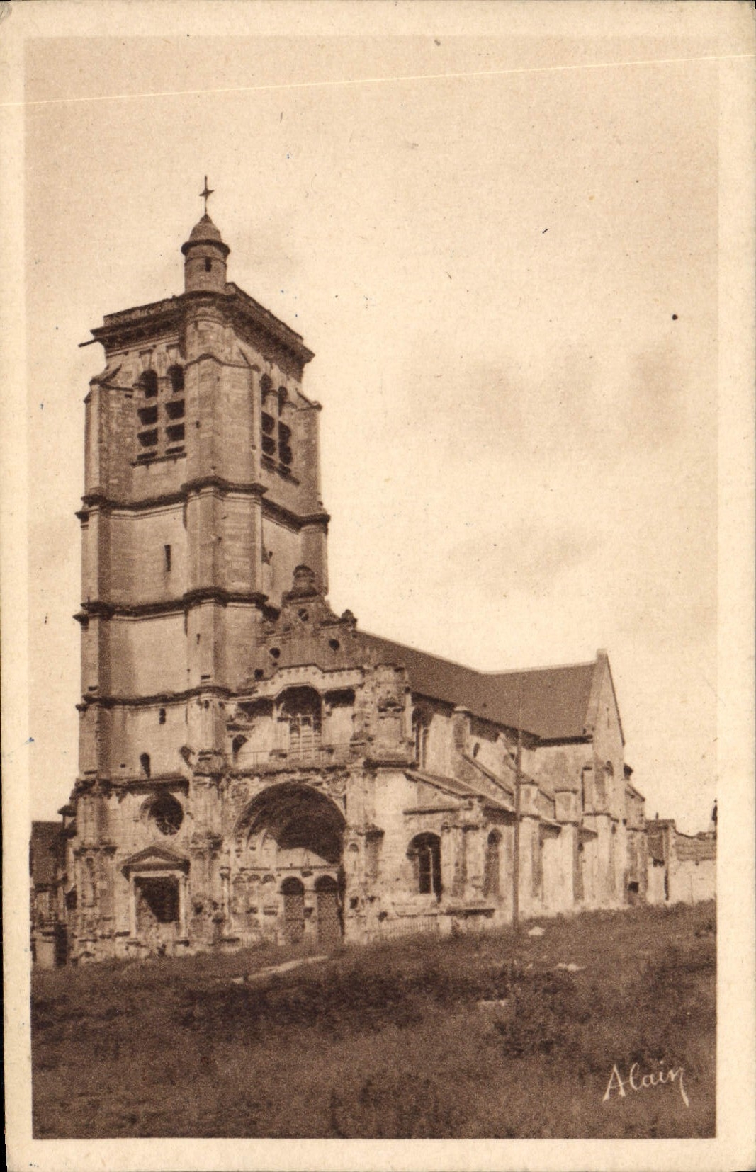 VINTAGE POSTCARD Thunder Notre Dame Church