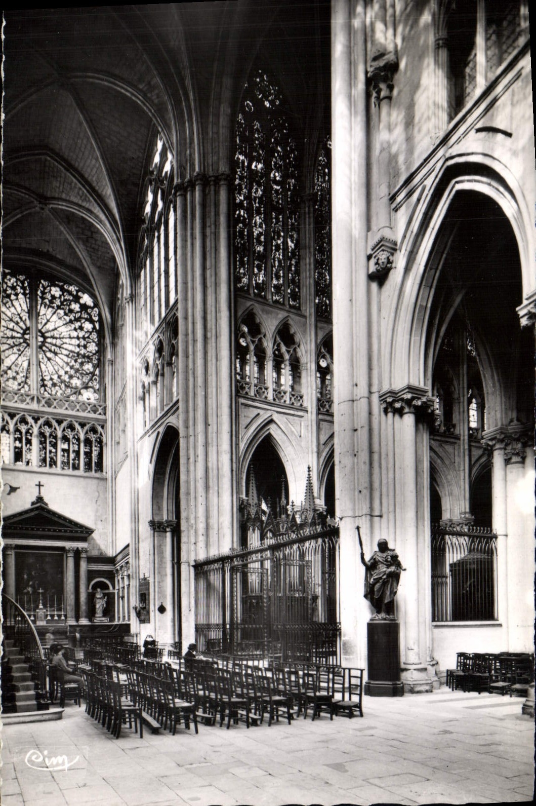 MODERN CARD Tours Interior of the Cathedral St Gatien