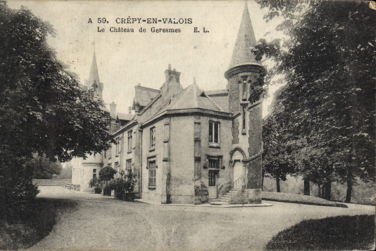 VINTAGE POSTCARD Crepy in Valois the Castle of Geresmes