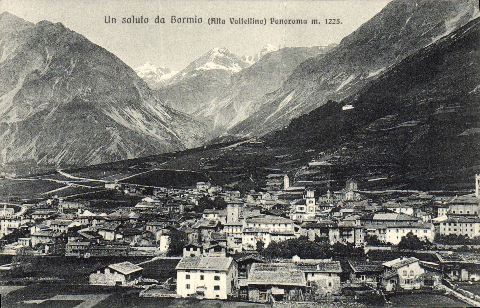 Panorama de Saluto DA Bormio de la POSTAL de la VENDIMIA