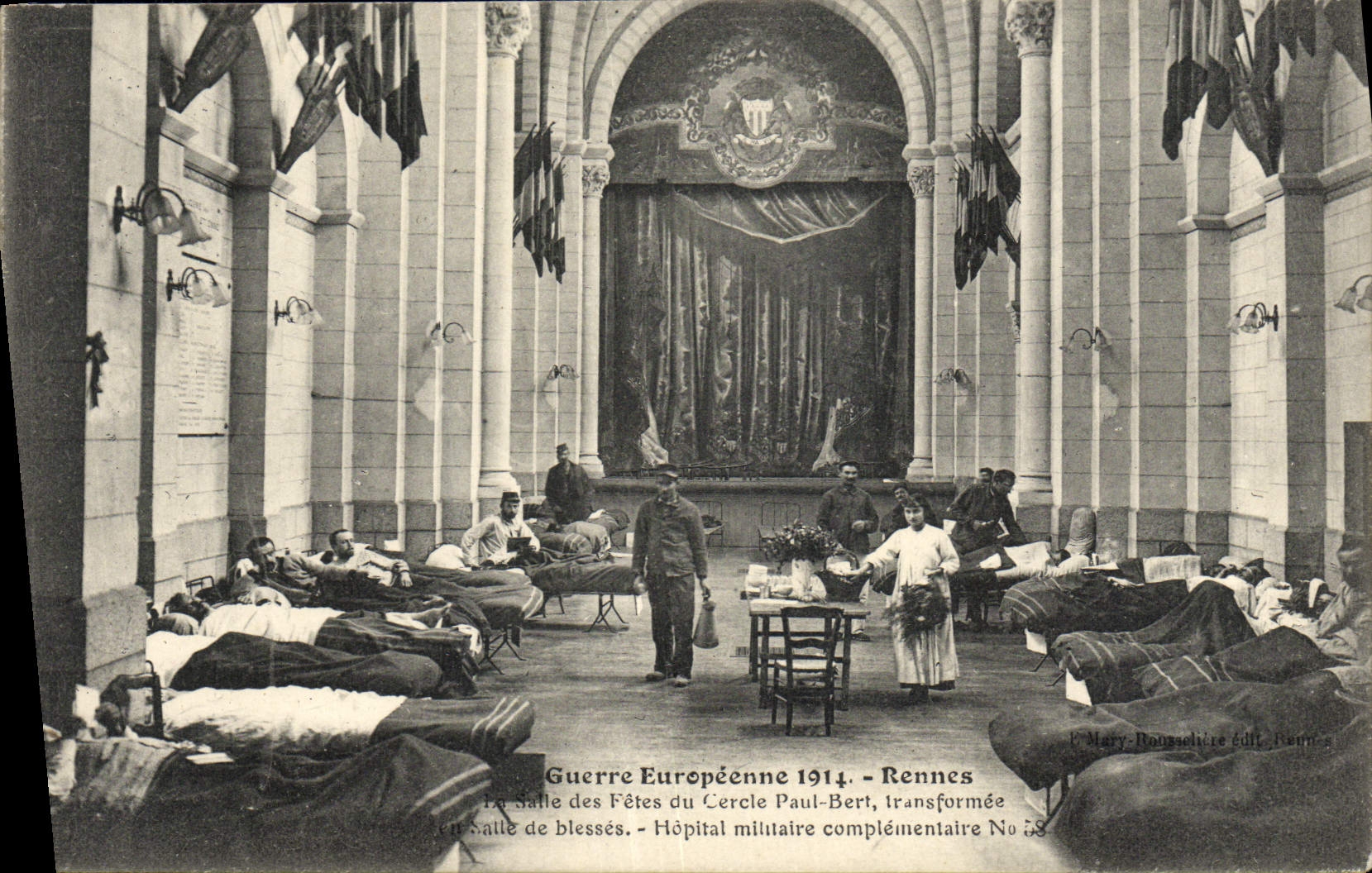 VINTAGE POSTCARD European War Rennes the village hall Of the Circle Paul Bert Militaria