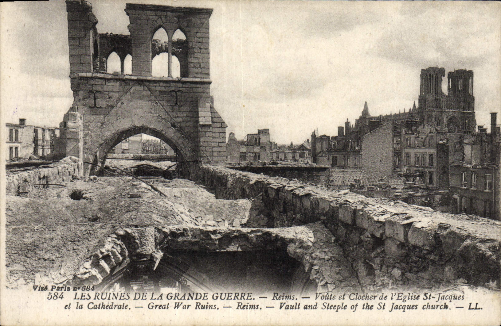 VINTAGE POSTCARD the Ruins Of Large Rheims Arches and bell-tower of the church St Jacques Militaria